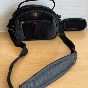SwissGear Black and Gray Messenger Bag with Padded Strap